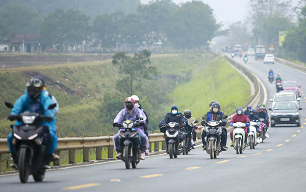 20 Cây Số Đi Xe Máy Bao Nhiêu Phút